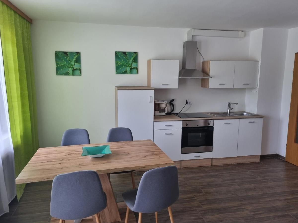 Appartementhotel Rutar Lido Eberndorf Eksteriør bilde